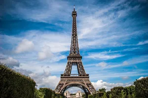 eiffel tower jigsaw puzzle