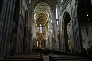 photo of gray concrete cathedral jigsaw puzzle