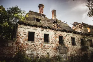 the ruins of the jigsaw puzzle