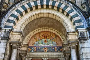 archway jigsaw puzzle